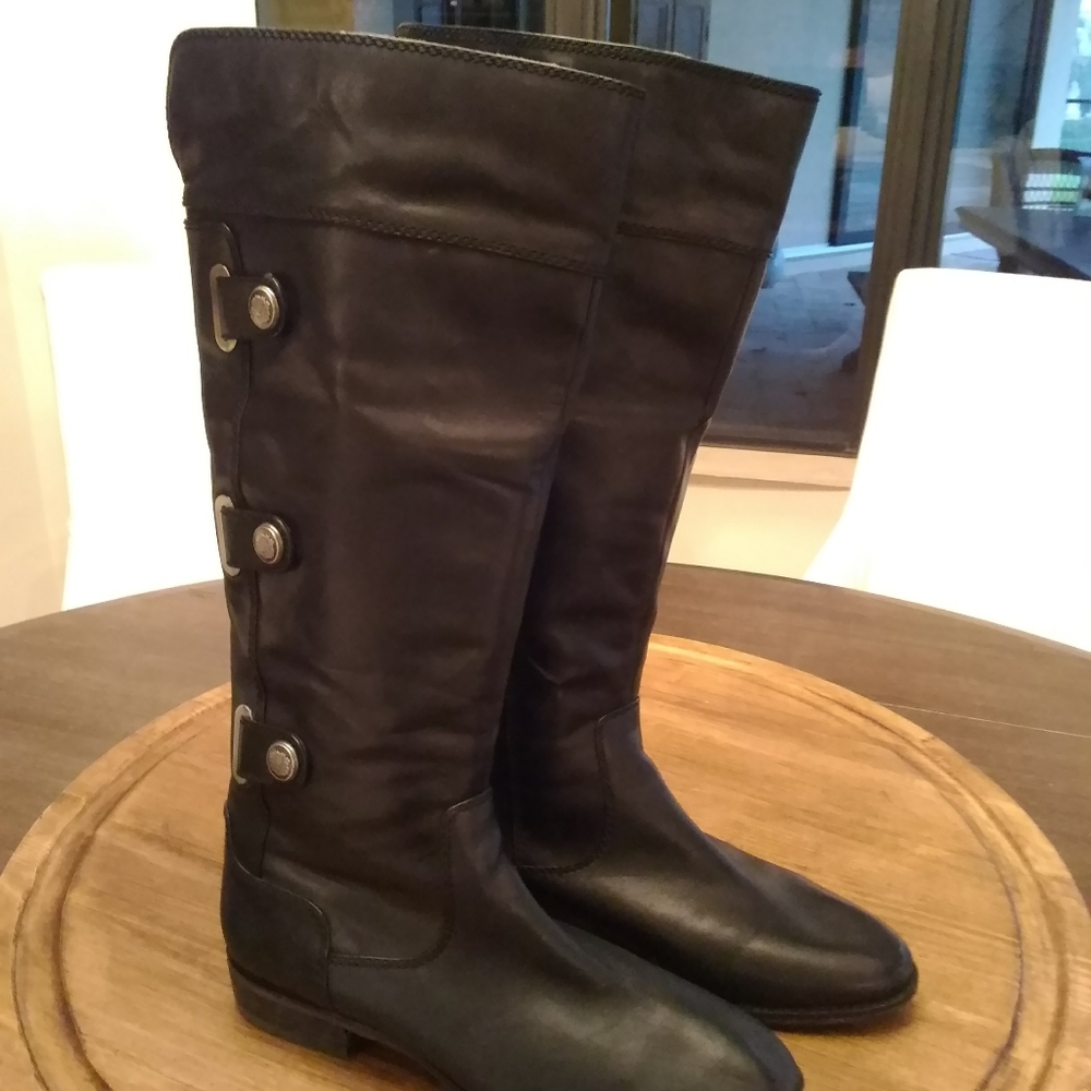 Ladies Arturo Chiang Black Leather Boot
